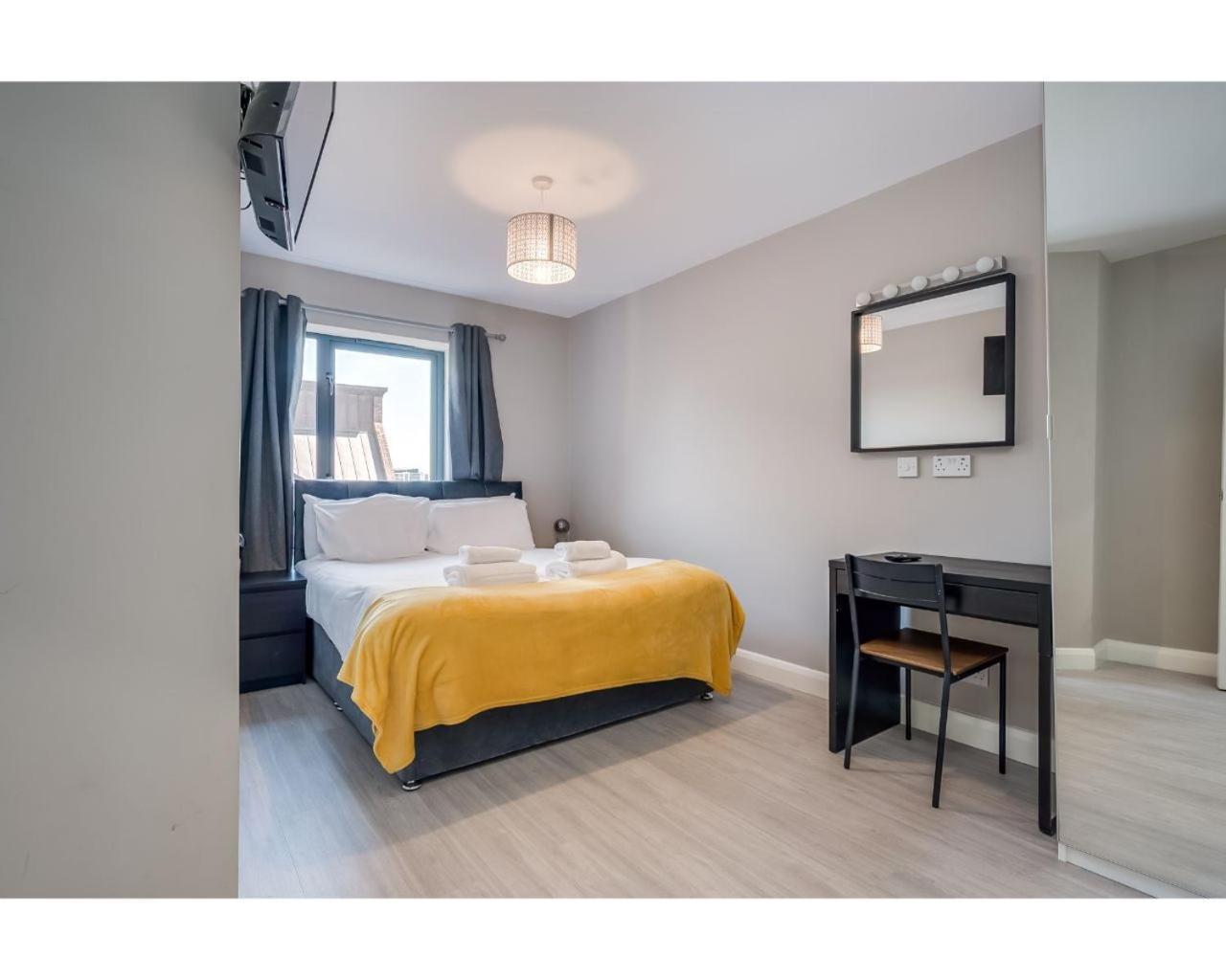 Central Belfast Apartments: Citygate Bilik gambar