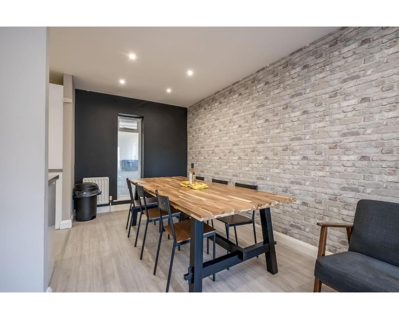 Central Belfast Apartments: Citygate Bilik gambar